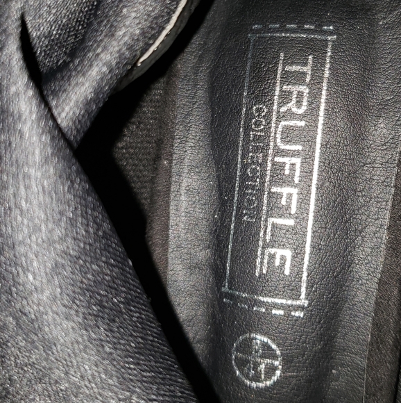 Knee high Boots - Picture 4 of 4